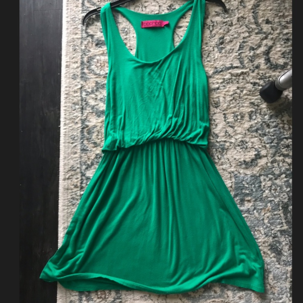 ⭐️ 2/$10 DONATING MONDAY Boohoo dress Kelly green